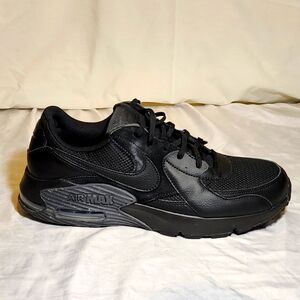 Nike Air Max Excee Low Top Black Sneakers Size 13 Black